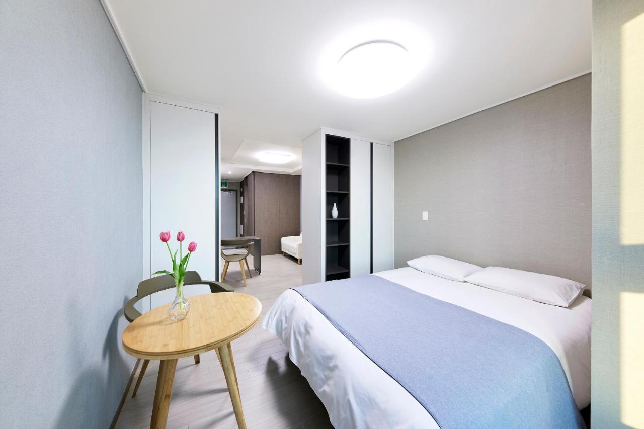 Bridge Residence Hotel Seogwipo Exterior foto